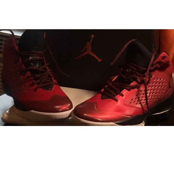 Jordans sneakers ( rising high  ), ,size 11.5 - Picture 4 of 5